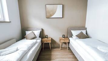 5 makuuhuonetta, silitysrauta/-lauta, Wi-Fi, vuodevaatteet