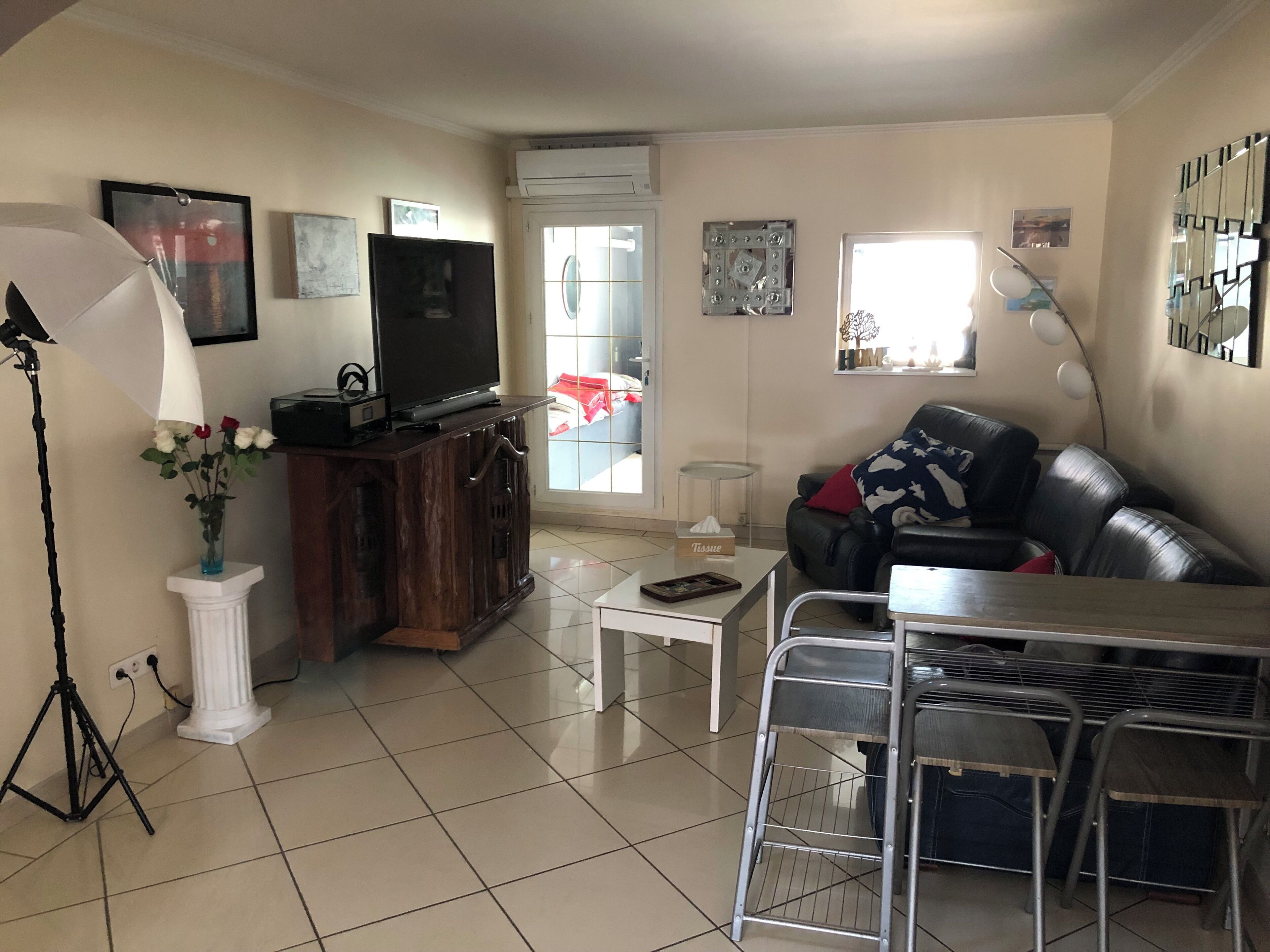 智能电视、壁炉