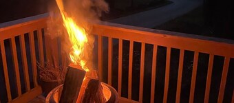 Sebago Lake Retreat - Sunset Views, Fire Pit, Family Fun