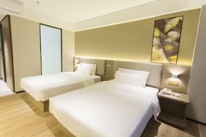 Room - 7 Days Premium (Guangzhou Kecun Metro Station Pazhou Exhibition Center) (Guangzhou)