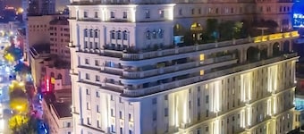 Xingtai Business Hotel
