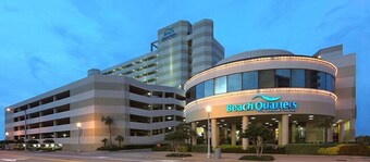 Ocean front 1-bedroom resort suite available from Aug 2 to Aug 9, sleeps up to 6