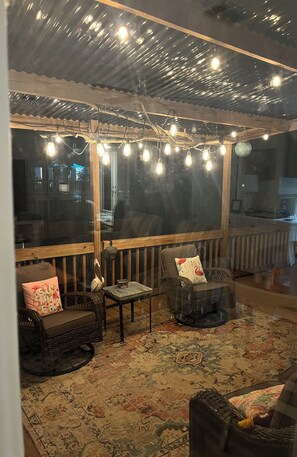 Interior - Flamingo Island House Island Living! 1-6 Guest (Clear Lake Shores)