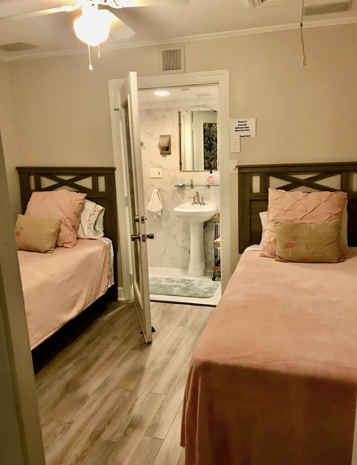 2 bedrooms, iron/ironing board, WiFi, bed sheets