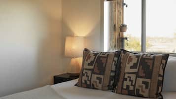 1 slaapkamer, een bureau, wifi, beddengoed