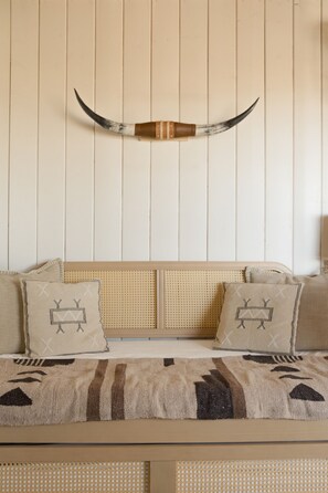 1 makuuhuone, työpöytä, Wi-Fi, vuodevaatteet