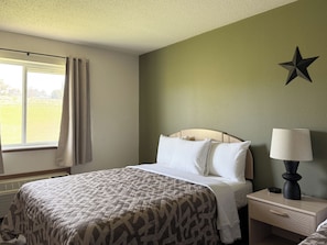 Standard Double Room, 2 Queen Beds, Non Smoking | Laptop workspace, blackout drapes, iron/ironing board, free WiFi - The Trail Inn - Stanton IA - Halland Ave (Stanton)