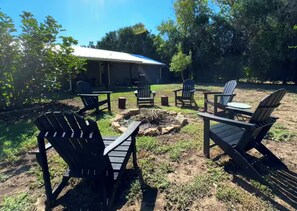 Property grounds - The Den at the 4th Crossing - Hot Tub - Pool Table (Canyon Lake)