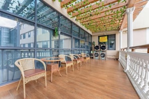 Outdoor dining - Junxing Business Hotel (Lovers' Road Youtehui Shopping mall) (Zhuhai)