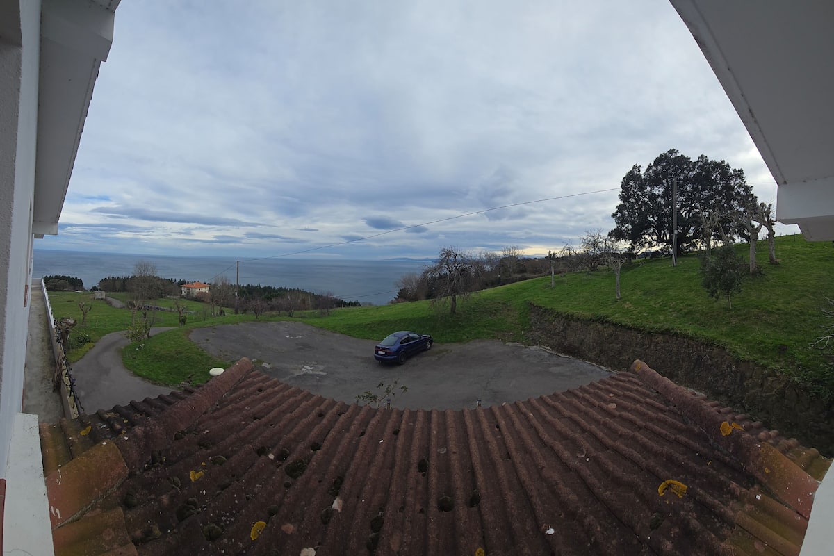 Deluxe Double or Twin Room, Partial Sea View | Free WiFi, bed sheets