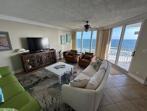 TV, books - Amazing Views from the 10th floor (Pensacola)