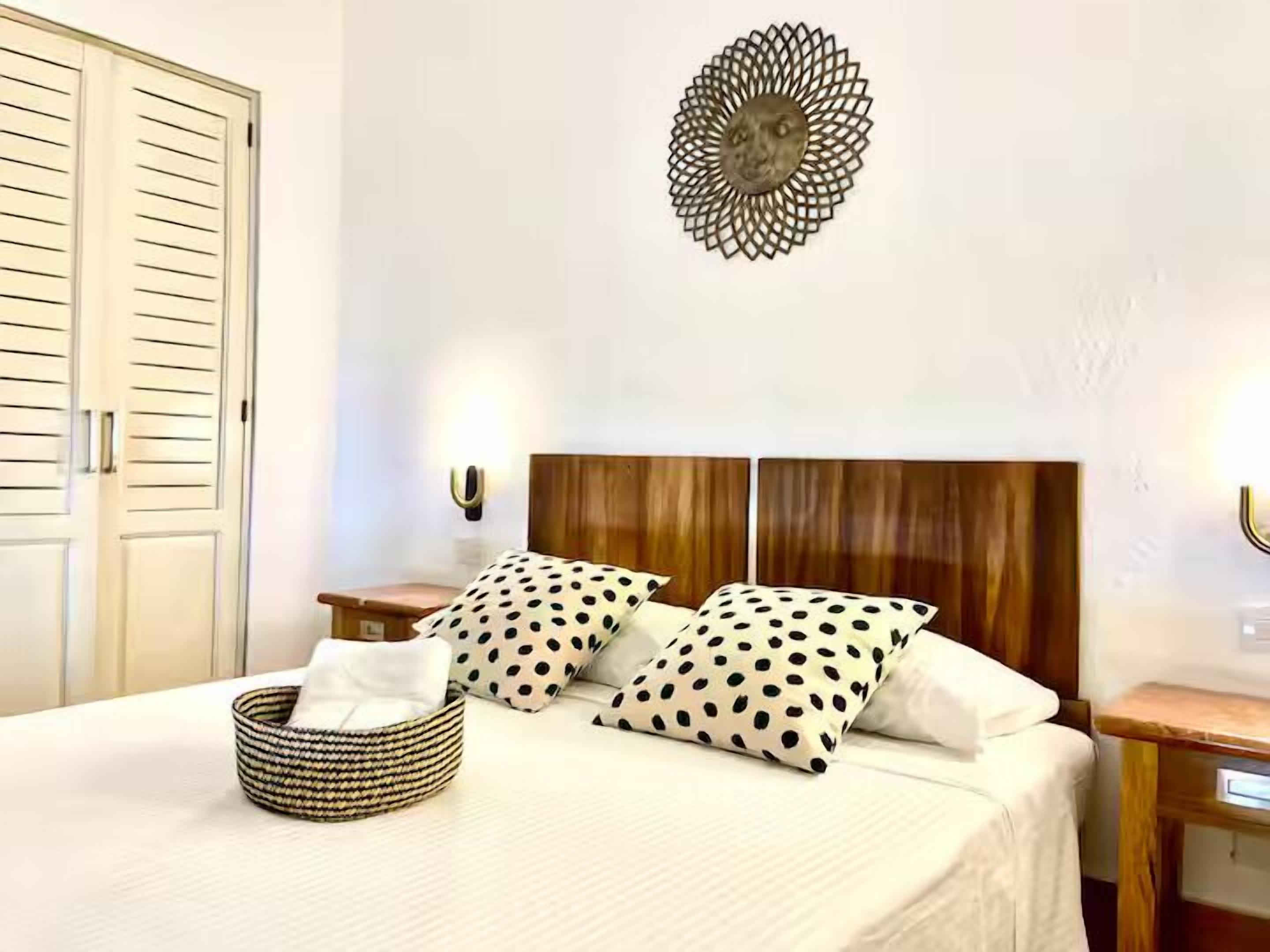 Photo - Paseo Colonial - Sanctuary #2