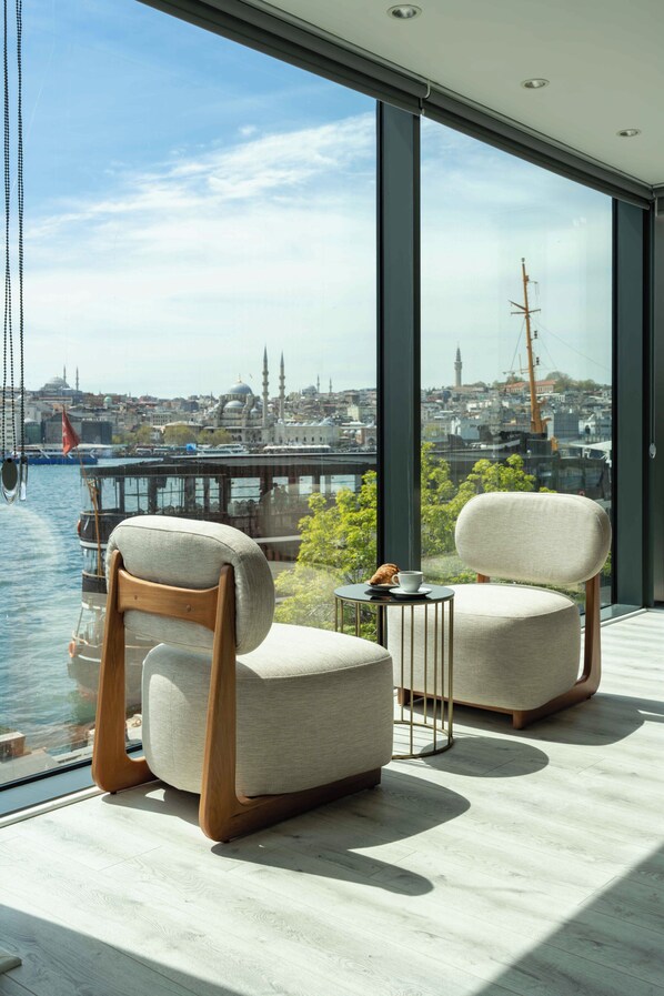 Design Condo, Non Smoking, Sea View | 1 bedroom, in-room safe, blackout drapes, iron/ironing board