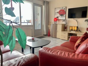 House | Living room - Apartment in Petten Near the Beach (Petten)