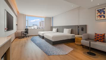 2 Queen Standard Extra Floor Space