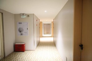 Unclassified image, 5 of 8, button - Eman Hotel (Sanpailou Street Hongqiao Subway Station Branch) (Nanjing)