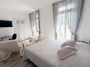 Økonomileilighet, kjæledyr tillatt, fjellutsikt | 1 soverom, strykejern/-brett, barnesenger og wi-fi (inkludert)