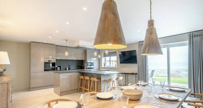 Meadow View - UK49066
