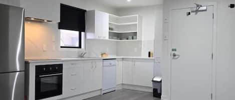 Classic Apartment, 2 Bedrooms, Kitchen | Free WiFi