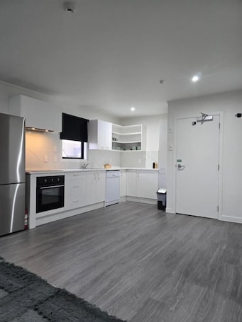 Classic Apartment, 2 Bedrooms, Kitchen | Free WiFi