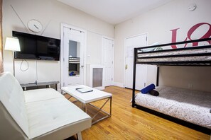 1 bedroom, iron/ironing board, WiFi, bed sheets