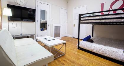 Cozy Studio Apartment - Midtown, Times Square