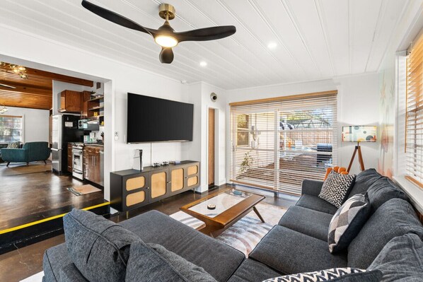 Smart TV, fireplace, video games