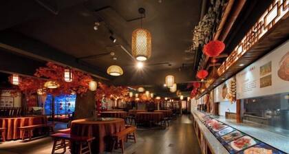 Ganxian Tianyue International Hotel (Ganxian Middle School North Campus)