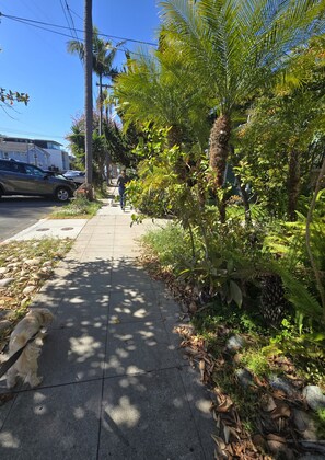Property grounds - Stylish Urban Escape Near Zoo, Park, Little Italy, Downtown, Hillcrest (San Diego)