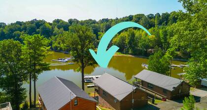 Log Cabin 2 - Log cabins sleep 7 - (1Q, 1F/1T, 2T) | full kitchen, living/dining, 1 bath.