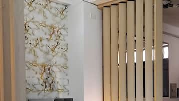 1 chambre, fer et planche Ă  repasser, Wi-Fi, draps fournis