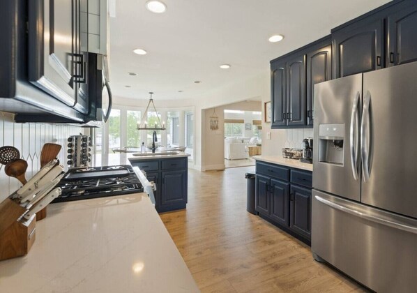 Fridge, microwave, oven, stovetop - Modern Charm with Rare Flat Lot, Dock, Game Area (Winchester)