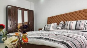 3 chambres, Wi-Fi, draps fournis