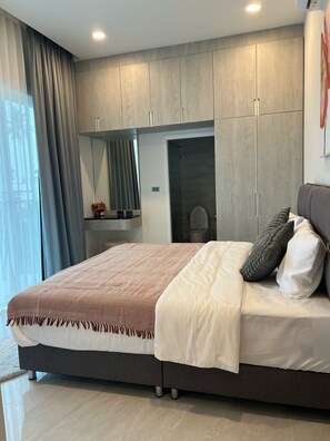 3 bedrooms, WiFi, bed sheets