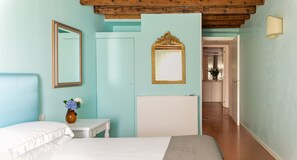 4 Schlafzimmer, Bügeleisen/Bügelbrett, kostenloses WLAN, Bettwäsche