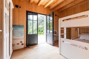 5 bedrooms, free WiFi