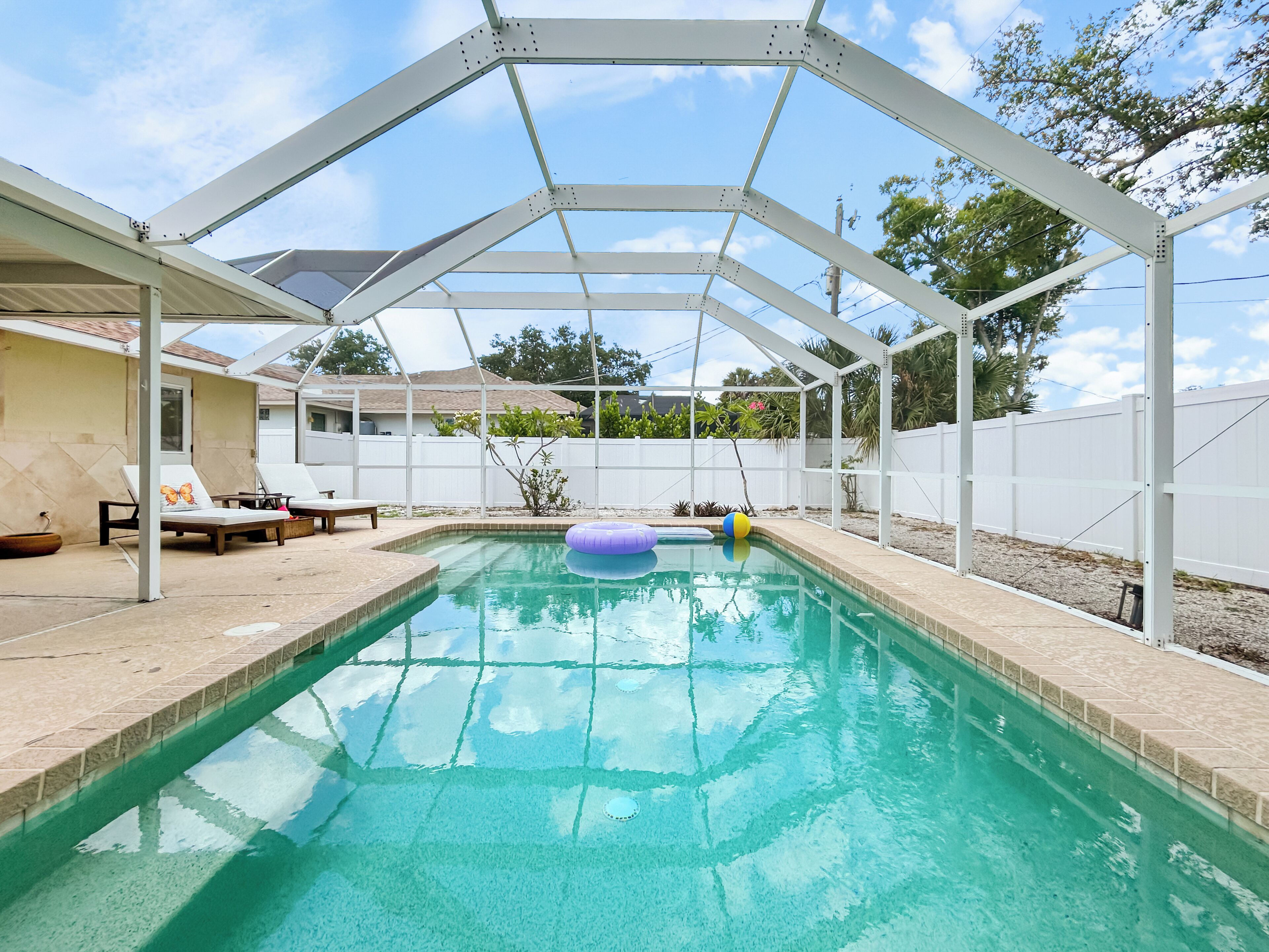 Outdoor pool, a heated pool