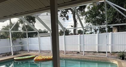 3 Bedroom Holiday Home Just 2 Miles From the Gulf