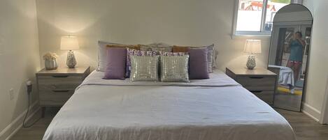 3 bedrooms, iron/ironing board, free WiFi, bed sheets