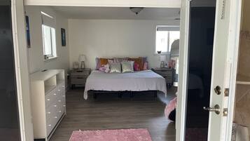 3 Schlafzimmer, Bügeleisen/Bügelbrett, kostenloses WLAN, Bettwäsche