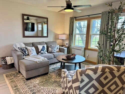 The Prairie House at the Winery - CC Farms