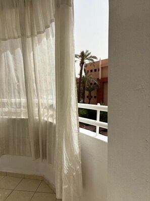 Interior - Comfortable apartment close to all amenities for your Marrakech vacation (Marrakech)