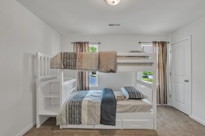 4 bedrooms, desk, iron/ironing board, WiFi