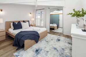 2 多间卧室、熨斗/熨衣板、旅行婴儿床、WiFi