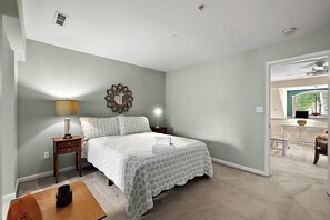 4 bedrooms, free WiFi