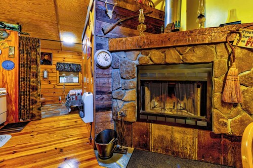 Bear Crossing Cabin at Ponderosa