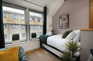 1 chambre, fer et planche à repasser, Wi-Fi, draps fournis