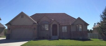 Modern Comfort Meets Mountain Views – Waffles Too!