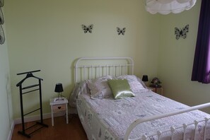 2 dormitoris, un bressol de viatge i wifi gratuïta 