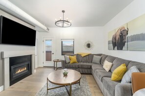 TV connectée, cheminée